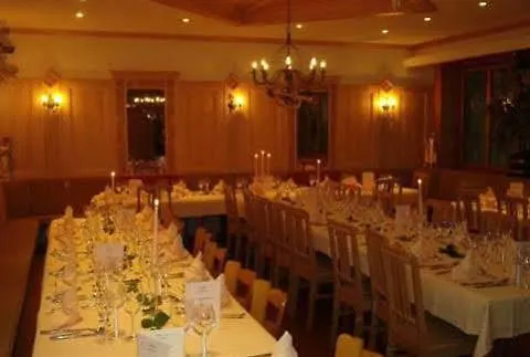 بيت ضيافة Hotel-restaurant Buger Hof