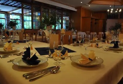 بيت ضيافة Hotel-restaurant Buger Hof