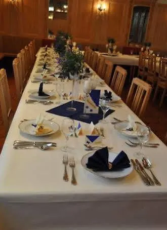 بيت ضيافة Hotel-restaurant Buger Hof