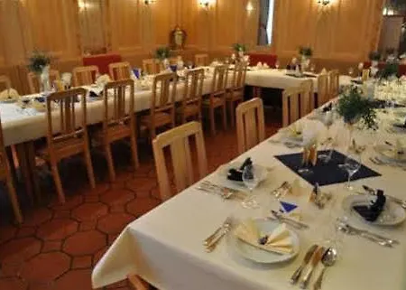 Konukevi Hotel-restaurant Buger Hof 3*